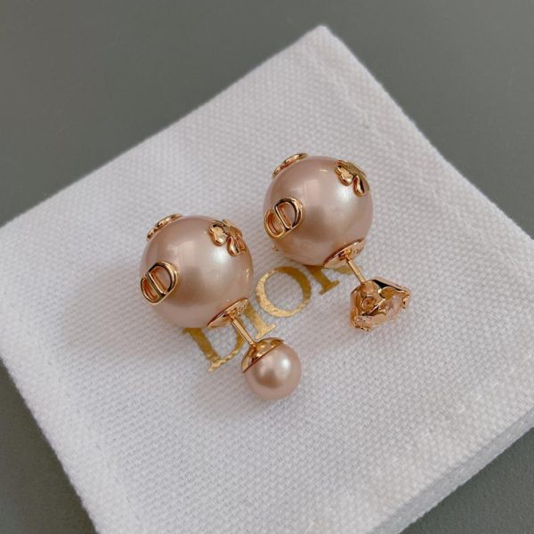 Boucles d'oreilles multi-accessoires asymétriques Dior