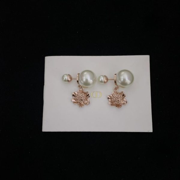 Boucles d'oreilles doubles perles fleuries Dior