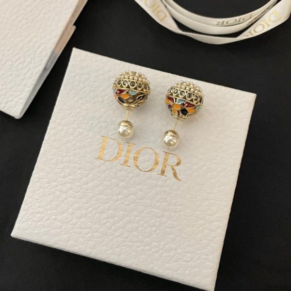 Boucles d'oreilles perles de couleur Dior