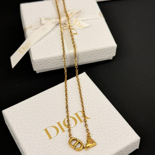 Collier diamant rose Dior love