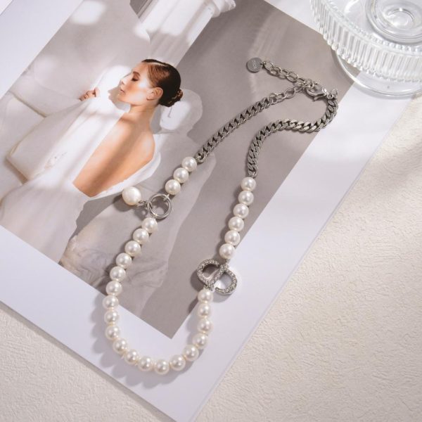 Dior nouveau collier