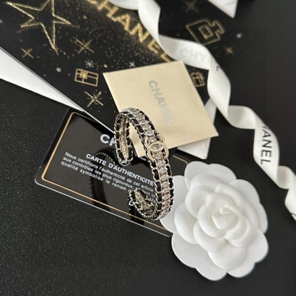 Bracelet en cuir diamant Chanel Swarovski avec lettres