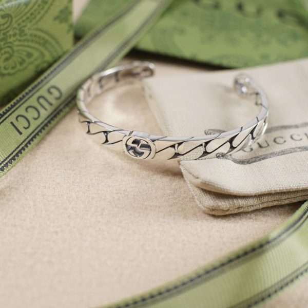 Bracelet en argent double g entrelacé Gucci