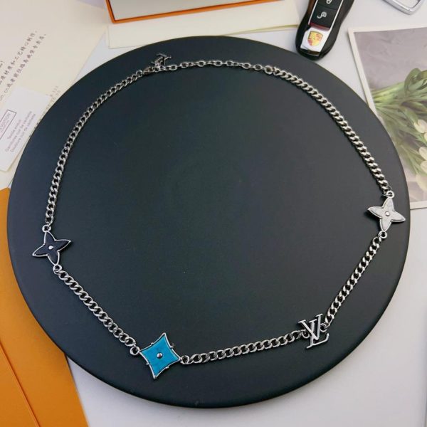 Collier LOUIS VUITTON finition laque palladiée multicolore