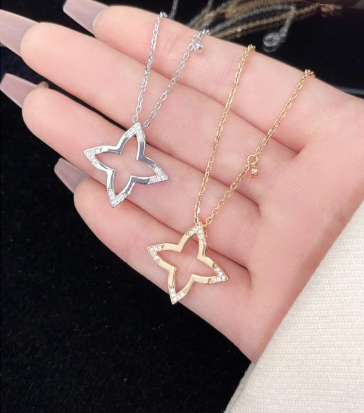 LOUIS VUITTON Collier série Blossom