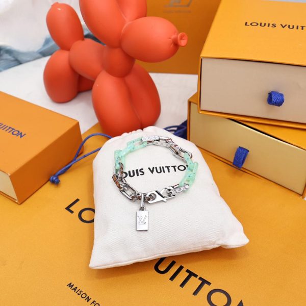 LOUIS VUITTON Collier monogramme