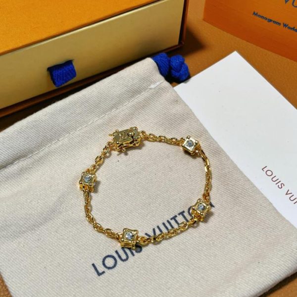 Bracelet malle de créateur LOUIS VUITTON