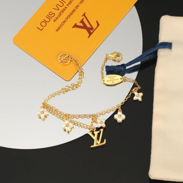 Bracelet lettre LOUIS VUITTON