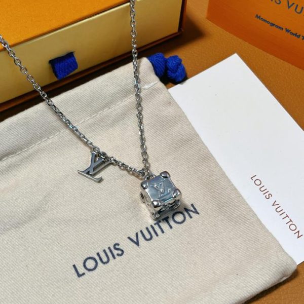 LOUIS VUITTON Collier tronc