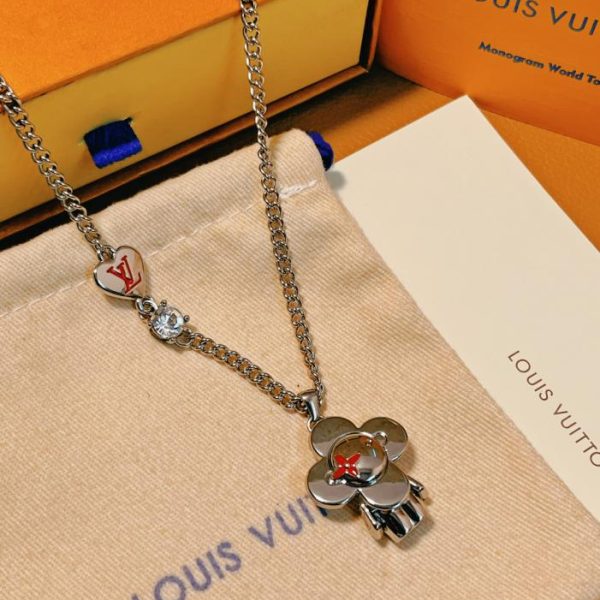 LOUIS VUITTON Collier Love Vivienne