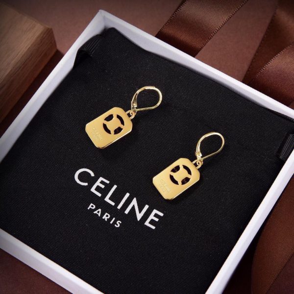 Nouvelles boucles d'oreilles en or Céline