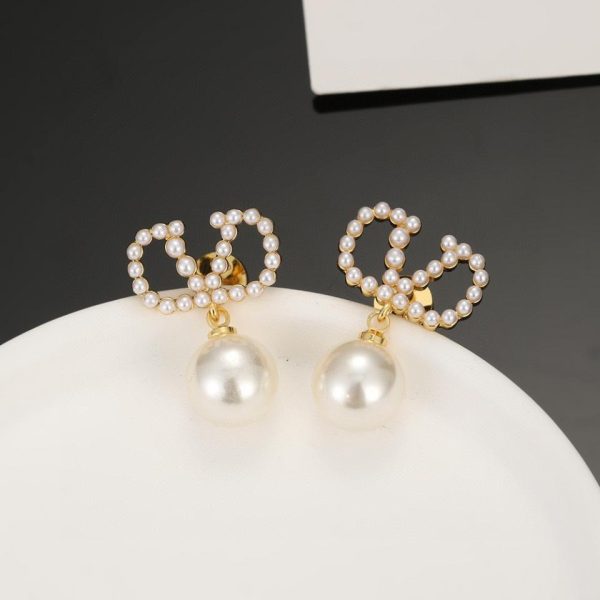 Boucles d'oreilles perles Valentino