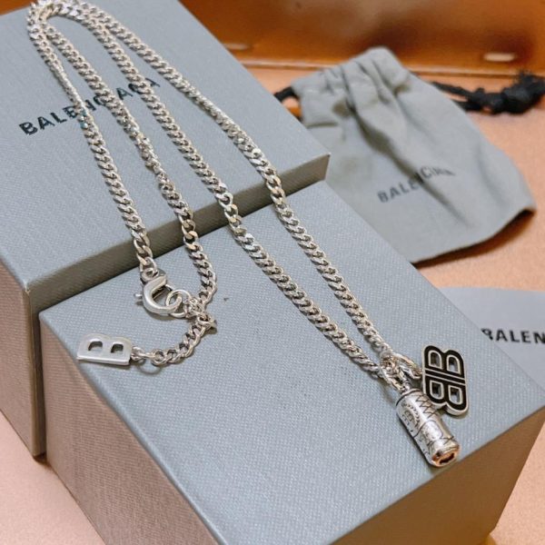 Balenciaga nouveau collier