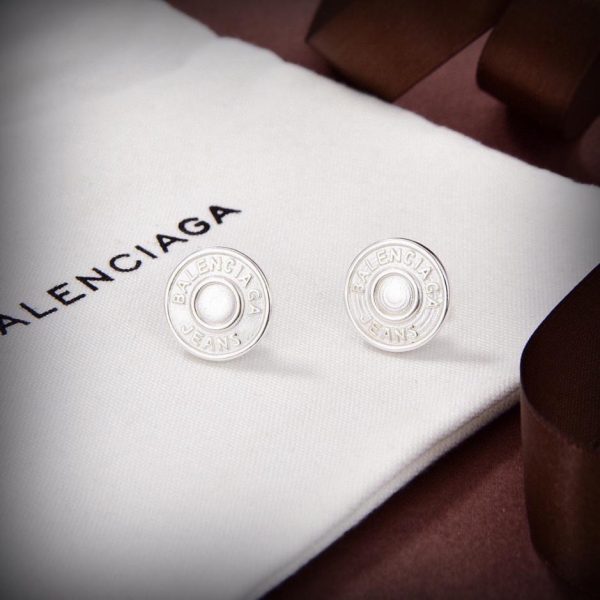 Balenciaga nouvelles boucles d'oreilles