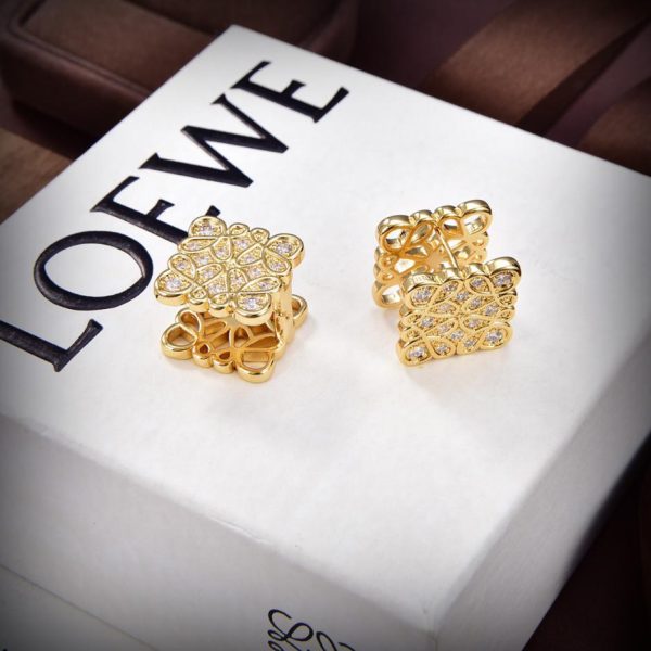 LOEWE nouvelles boucles d'oreilles lettre