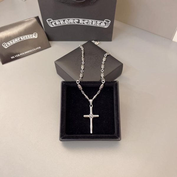 Collier Coeurs Chromés