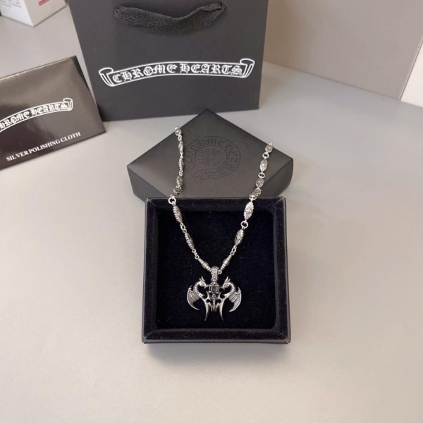 Collier Coeurs Chromés