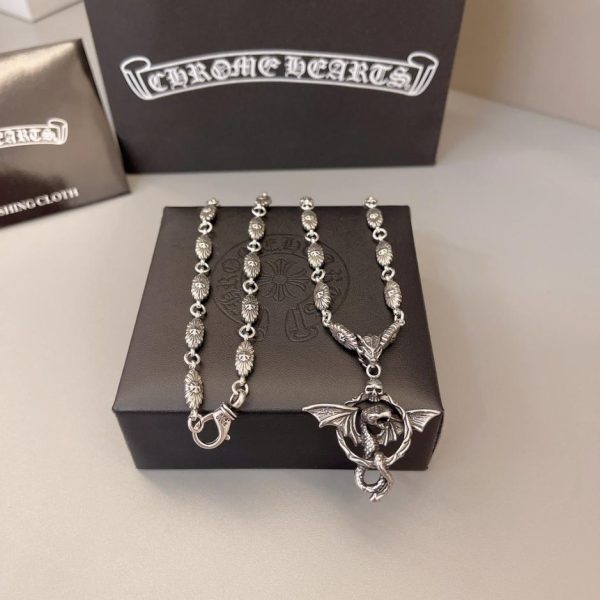 Collier Coeurs Chromés