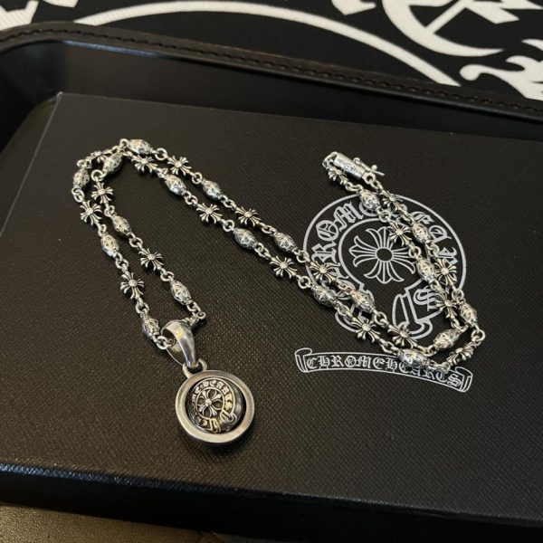 Collier multi-éléments vintage Chrome Hearts