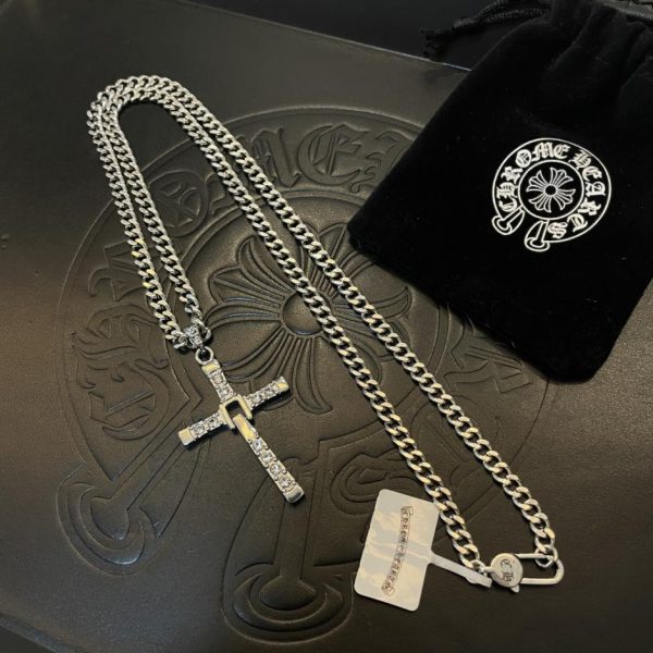 Collier latéral vintage Chrome Hearts