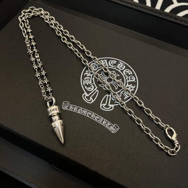 Collier vintage coeurs chromés