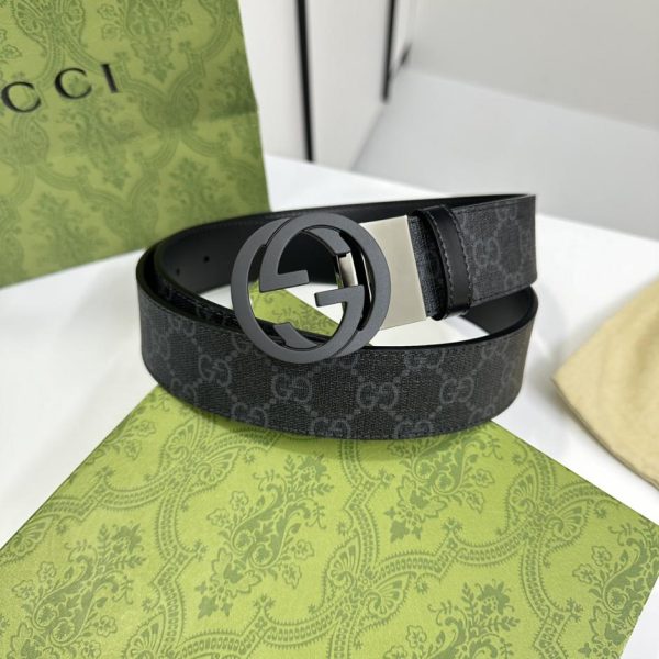 Largeur Gucci 3,7 cm