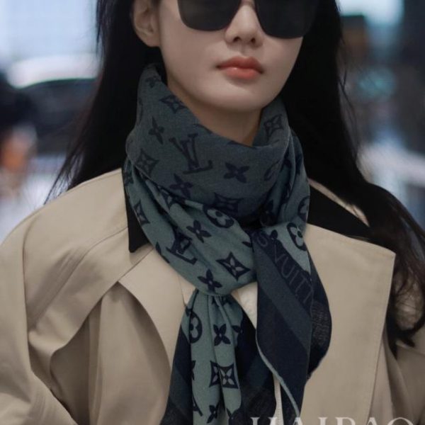 Foulard carré en cachemire Louis Vuitton