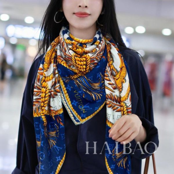 Foulard carré en cachemire Louis Vuitton