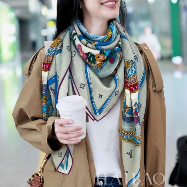 Foulard carré en cachemire Louis Vuitton