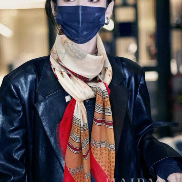 Foulard carré en cachemire Louis Vuitton