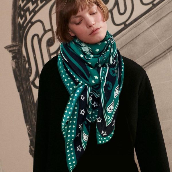Foulard carré en cachemire Hermès