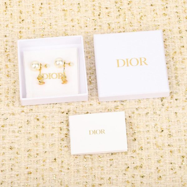 Boucles d'oreilles Dior roses