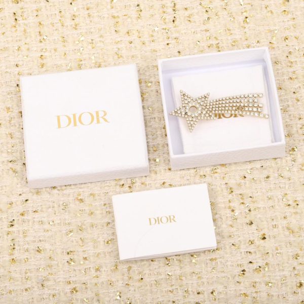 Broche étoile à cinq branches Dior
