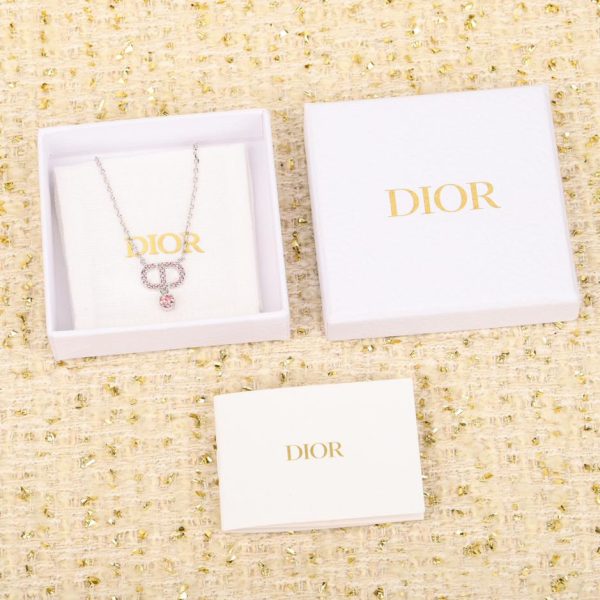 Dior nouveau collier CD