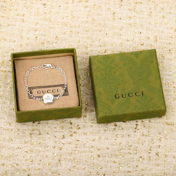 Bracelet gravé Gucci