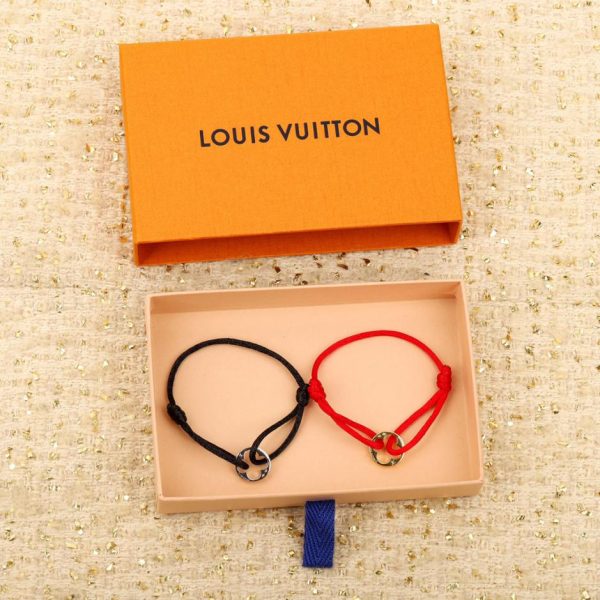 Bracelet porte-bonheur creux LV