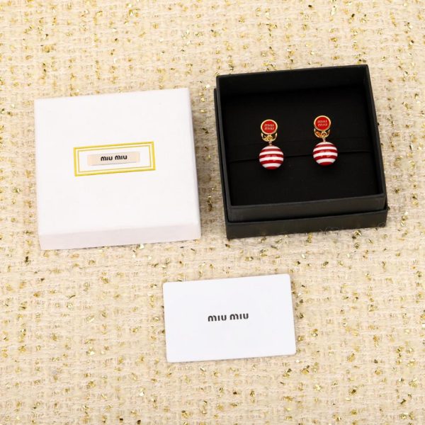Boucle d'oreille Miu Miu
