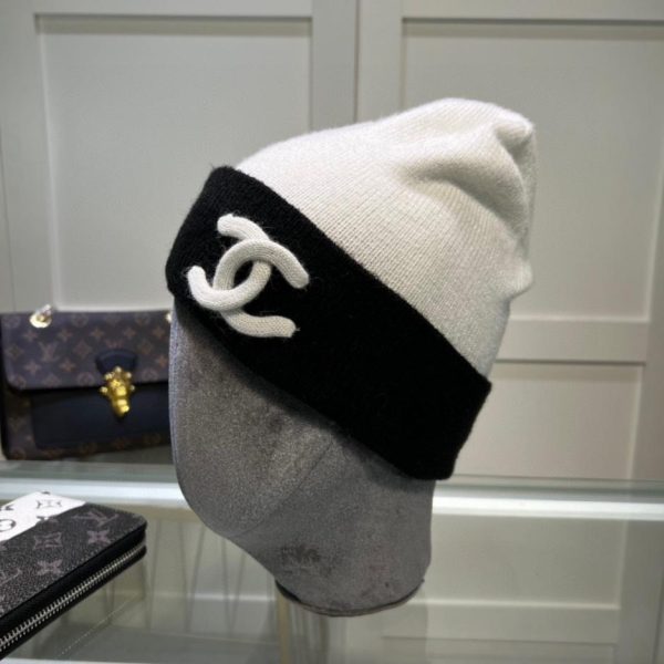 Bonnet en laine Chanel automne et hiver