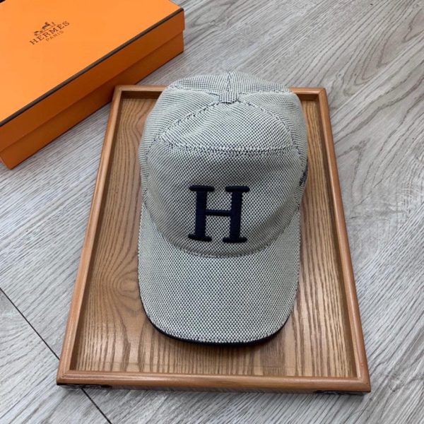 Hermes boucle à clous originale dernier style