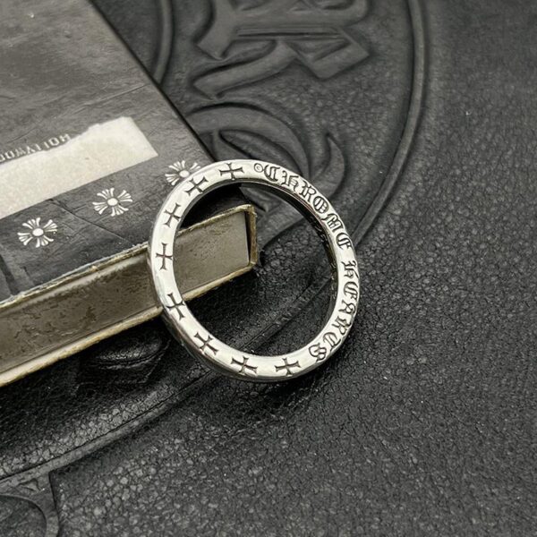Bague brillante coeur de corbeau (C671)
