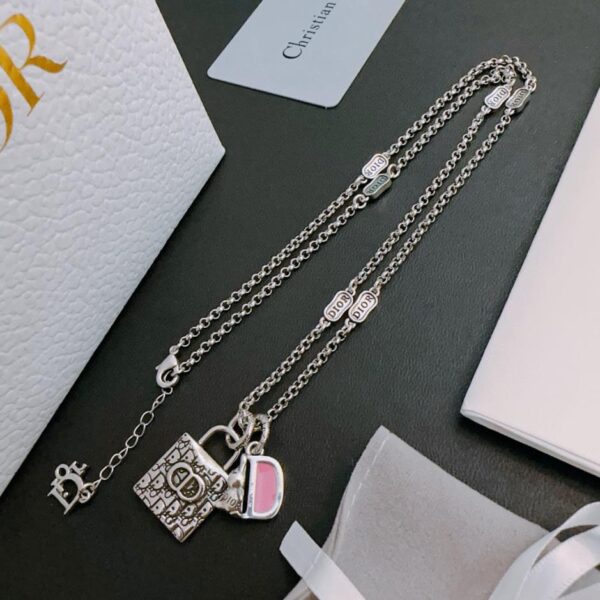 Collier DIOR nouveau modèle couple style comptoir (0AA3)