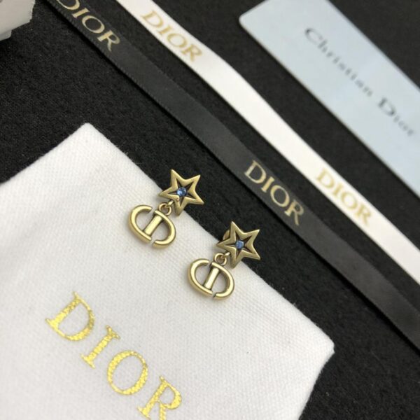 Boucles d'oreilles clous en or Dior identiques au compteur (1C9B)