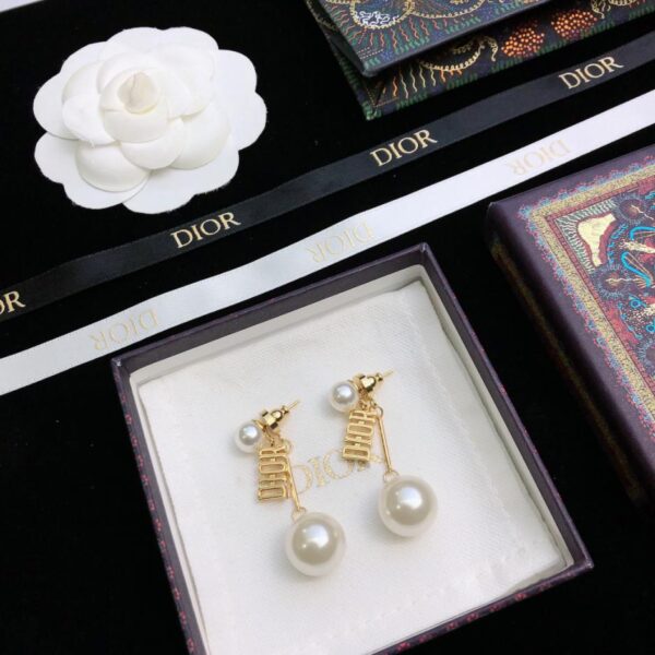 Boucles d'oreilles pendantes en perles Dior Compteur cohérent (89F5)