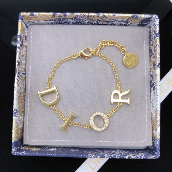 Collier lettre Dior (FF81)