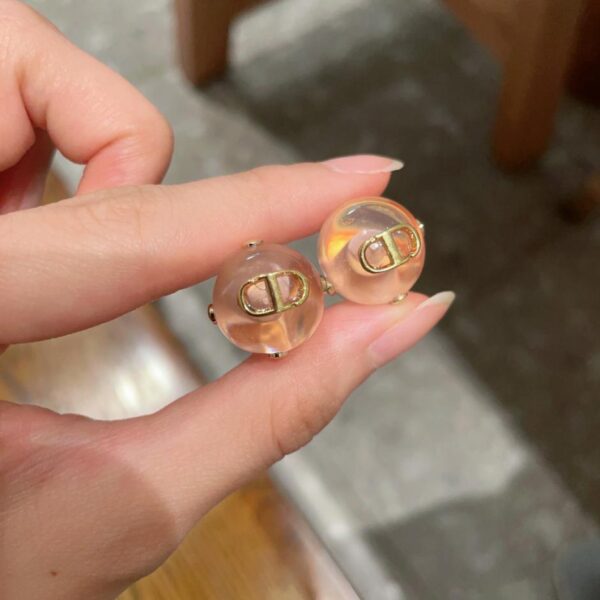 Boucles d'oreilles médiévales Dior (67AD)