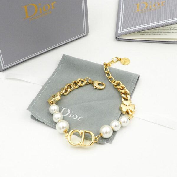 Chaîne de bracelet en perles Dior CD Clover (DBD5)