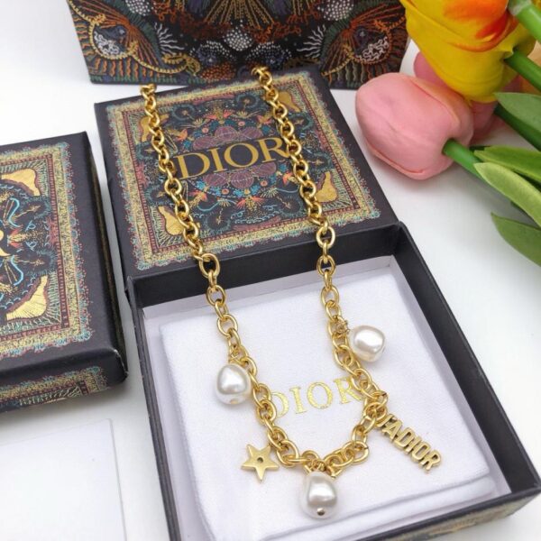 Collier étoile CD original nouveau Dior (C21E)