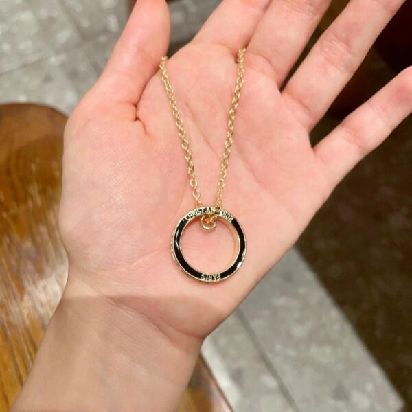 Compteur de collier d'occasion Dior Cohérent (7AE7)