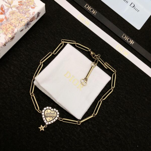Collier Dior neuf (F344)