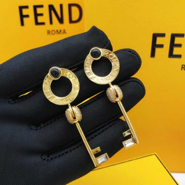 Fendi boucles d'oreilles clé fleur (E097)